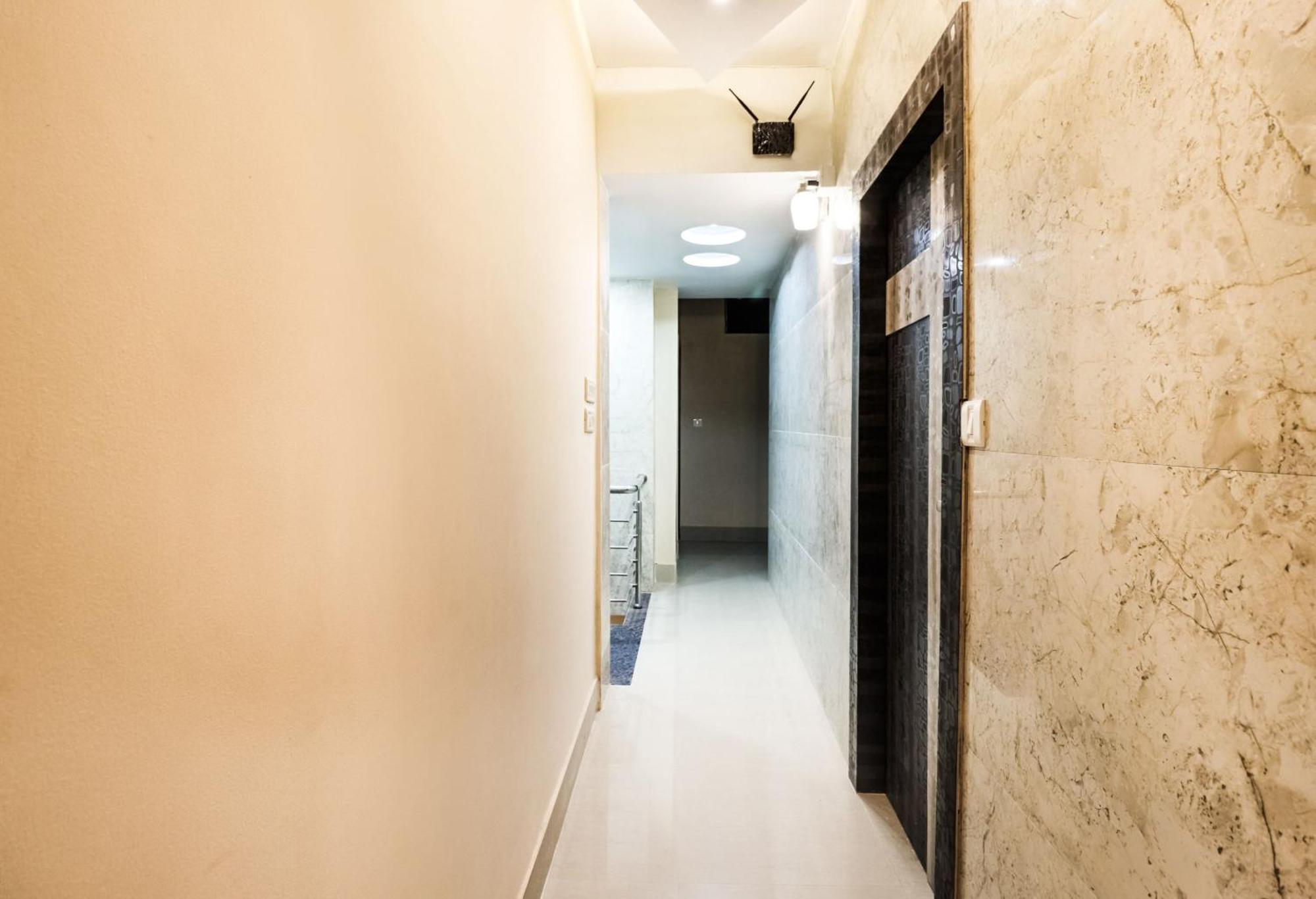 Hotel O Kuber Residency Near Birla Mandir Kalküta Dış mekan fotoğraf